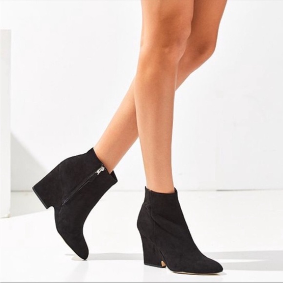 Anthropologie x Sam Edelman WILSON black suede heel ankle boot women size 7 - Picture 1 of 13